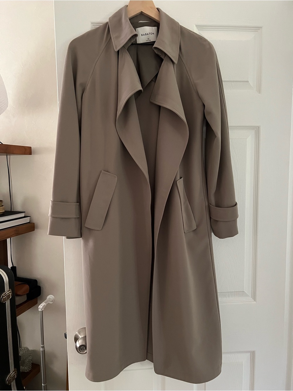 Aritzia - Babaton Taupe gray Trench Coat with Notch Lapel - Picture 2 of 8